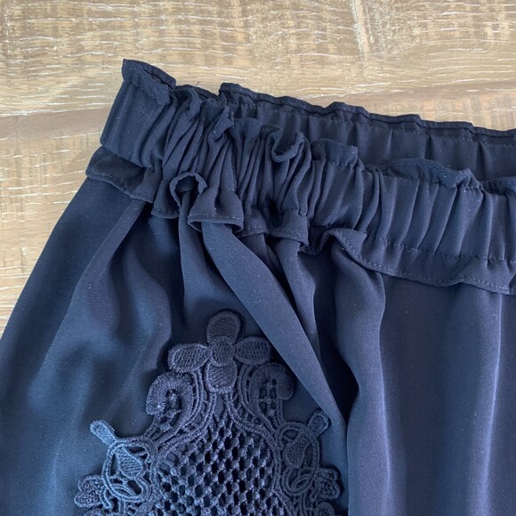 New York and Company ruched off shoulder top black size XL - Picture 7 of 8